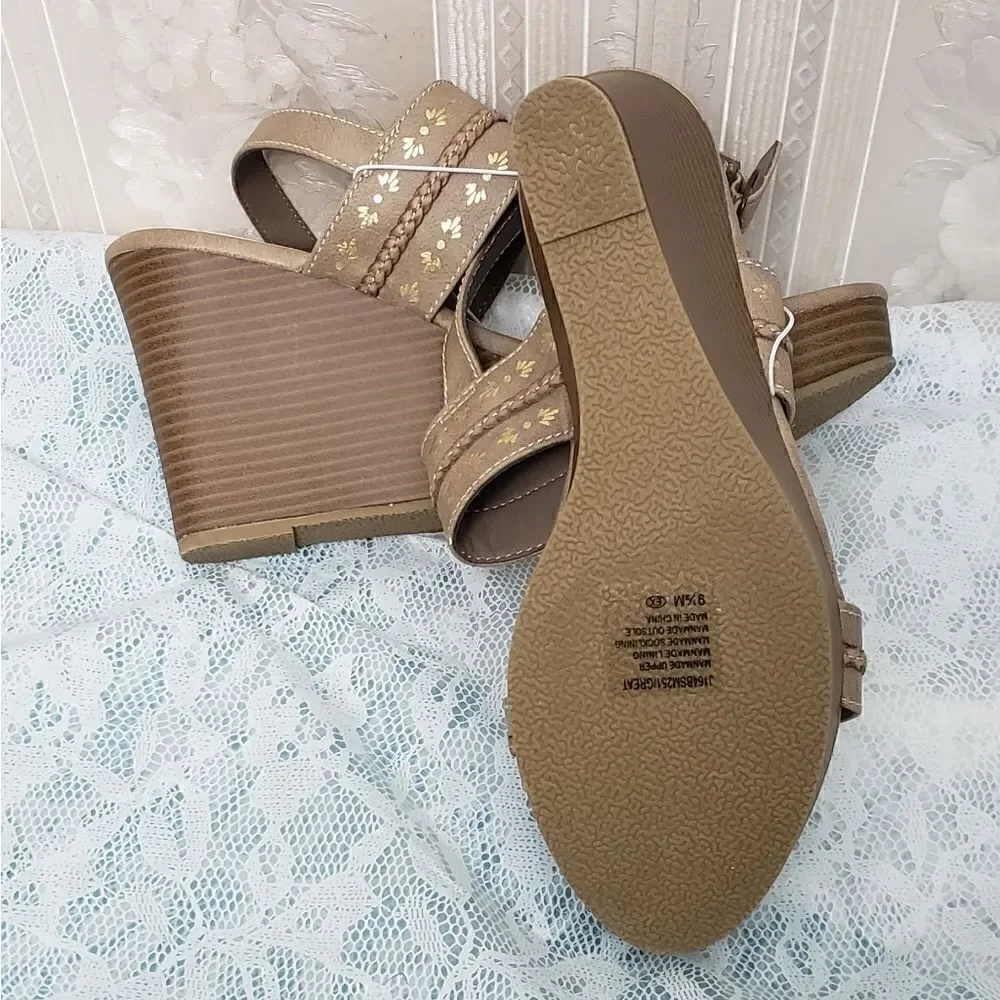 Jellypop Comfort Fit Wedges Sandals NWOT